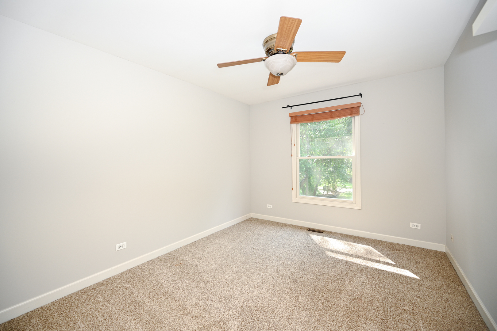 3S178 Patterman Road, Warrenville, IL 60555