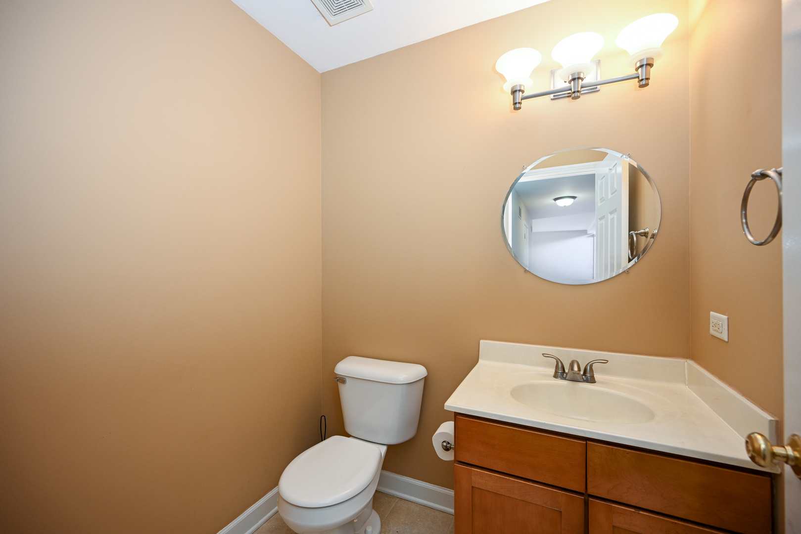 3S178 Patterman Road, Warrenville, IL 60555