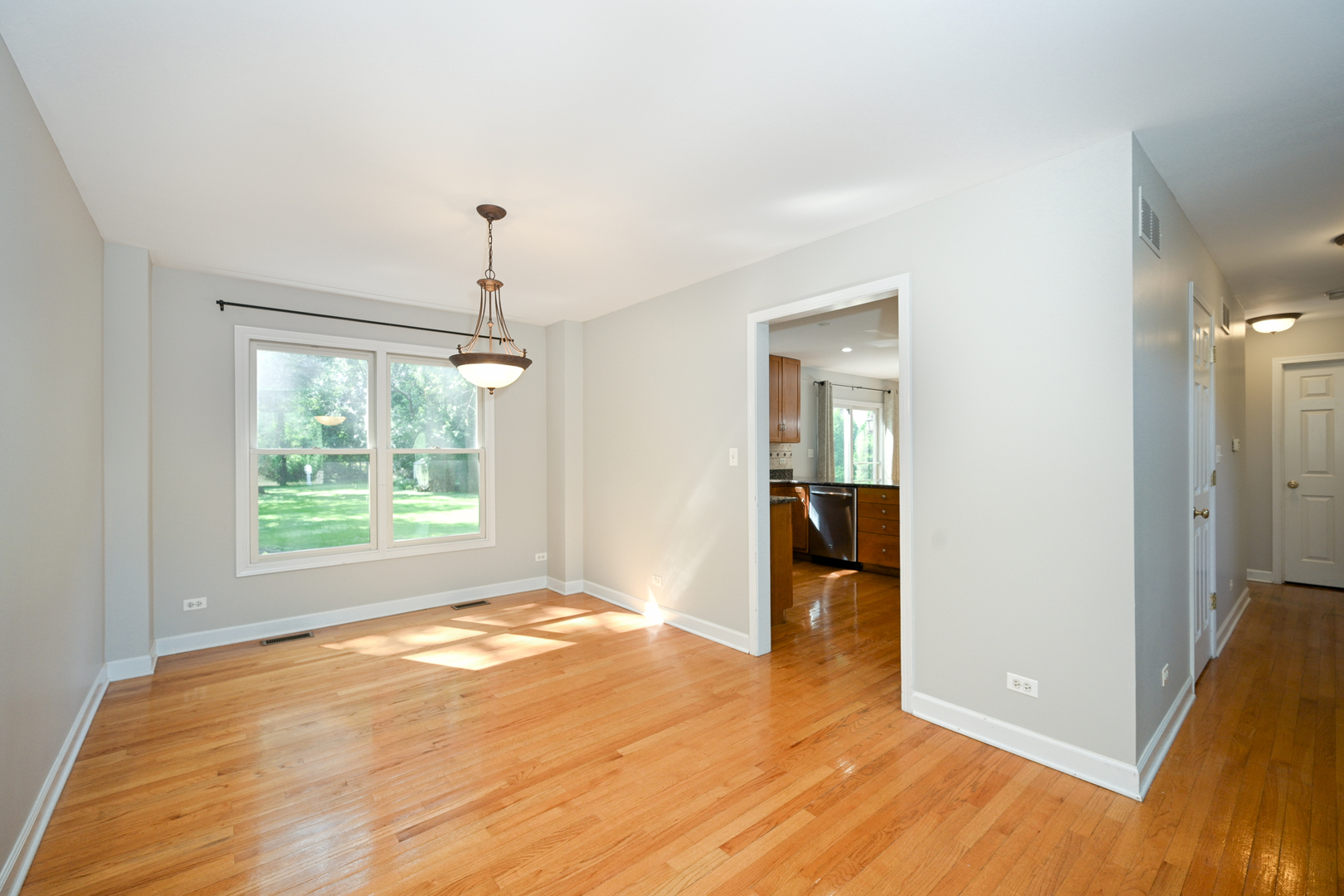 3S178 Patterman Road, Warrenville, IL 60555