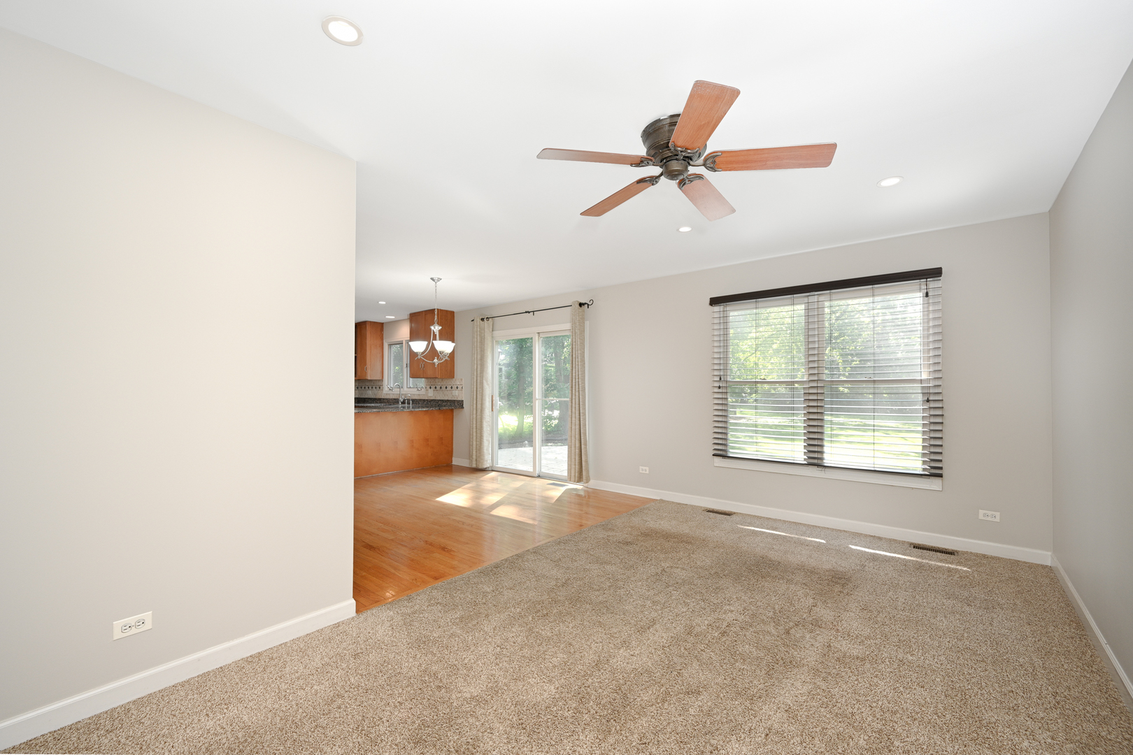 3S178 Patterman Road, Warrenville, IL 60555