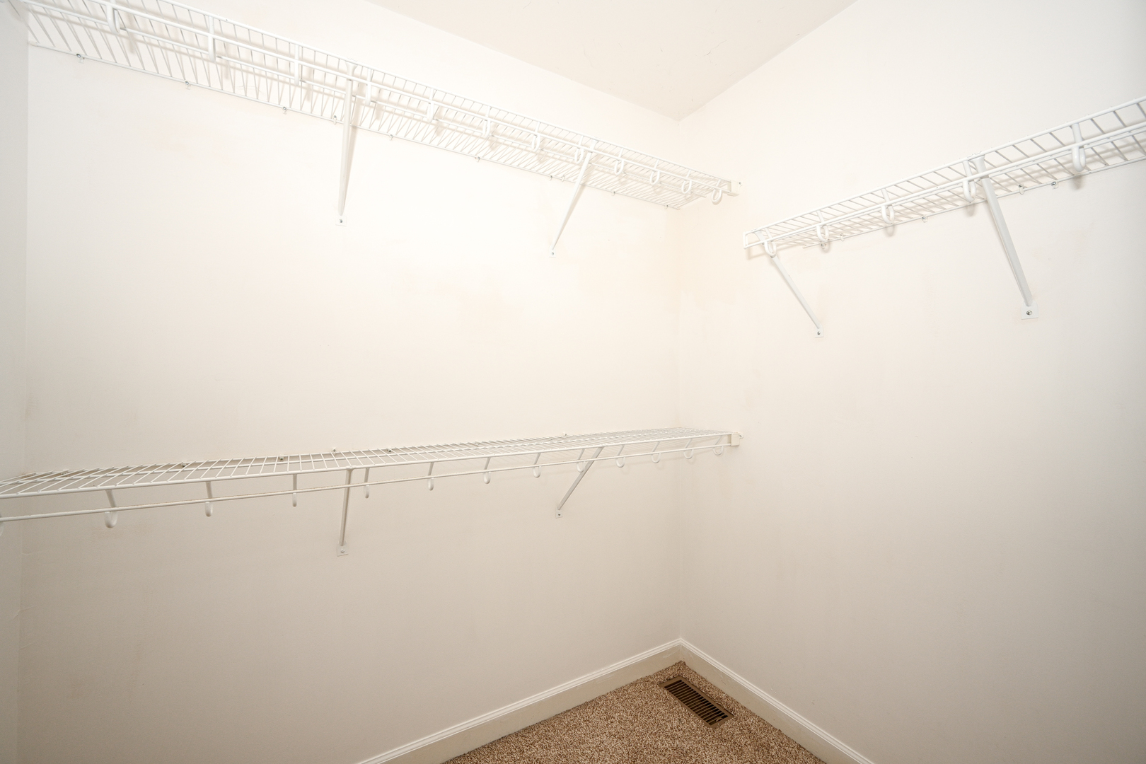 3S178 Patterman Road, Warrenville, IL 60555