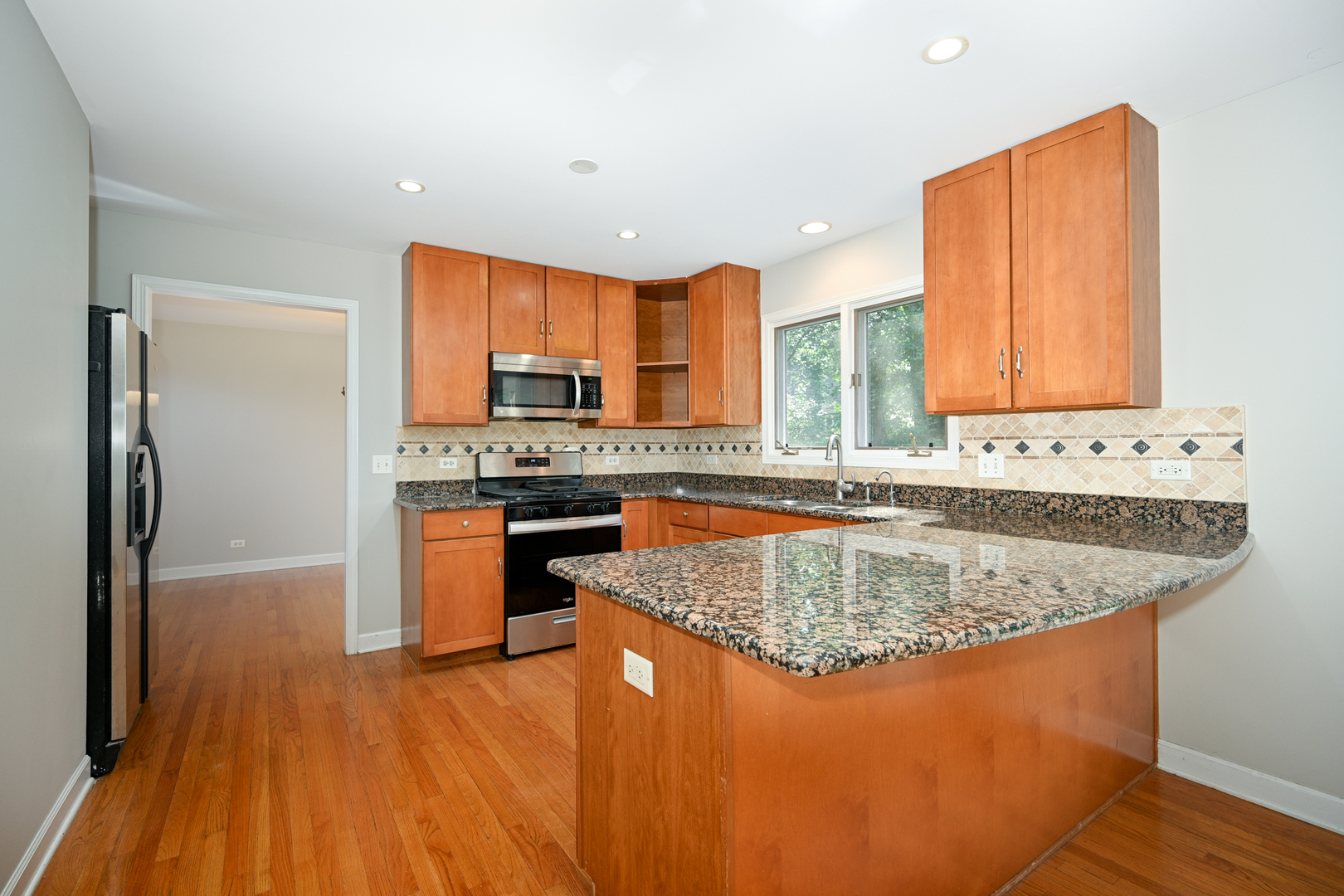 3S178 Patterman Road, Warrenville, IL 60555