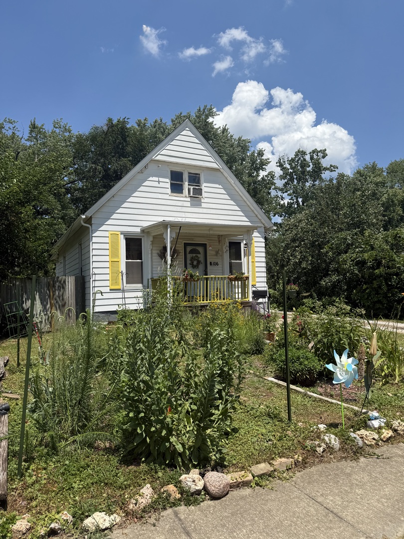 106 E Poplar Street, Normal, IL 61761