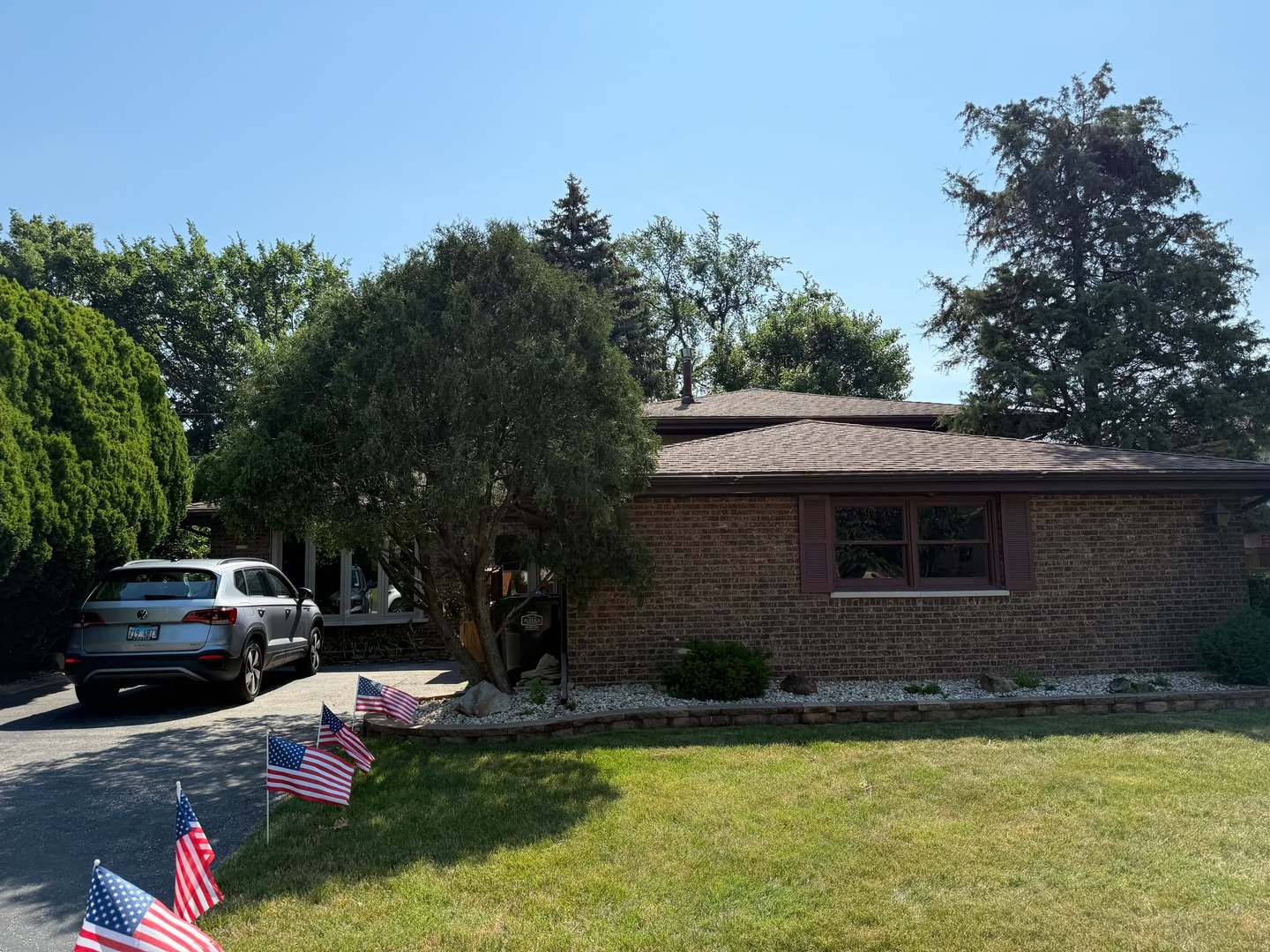 7547 Blazer Avenue, Justice, IL 60458