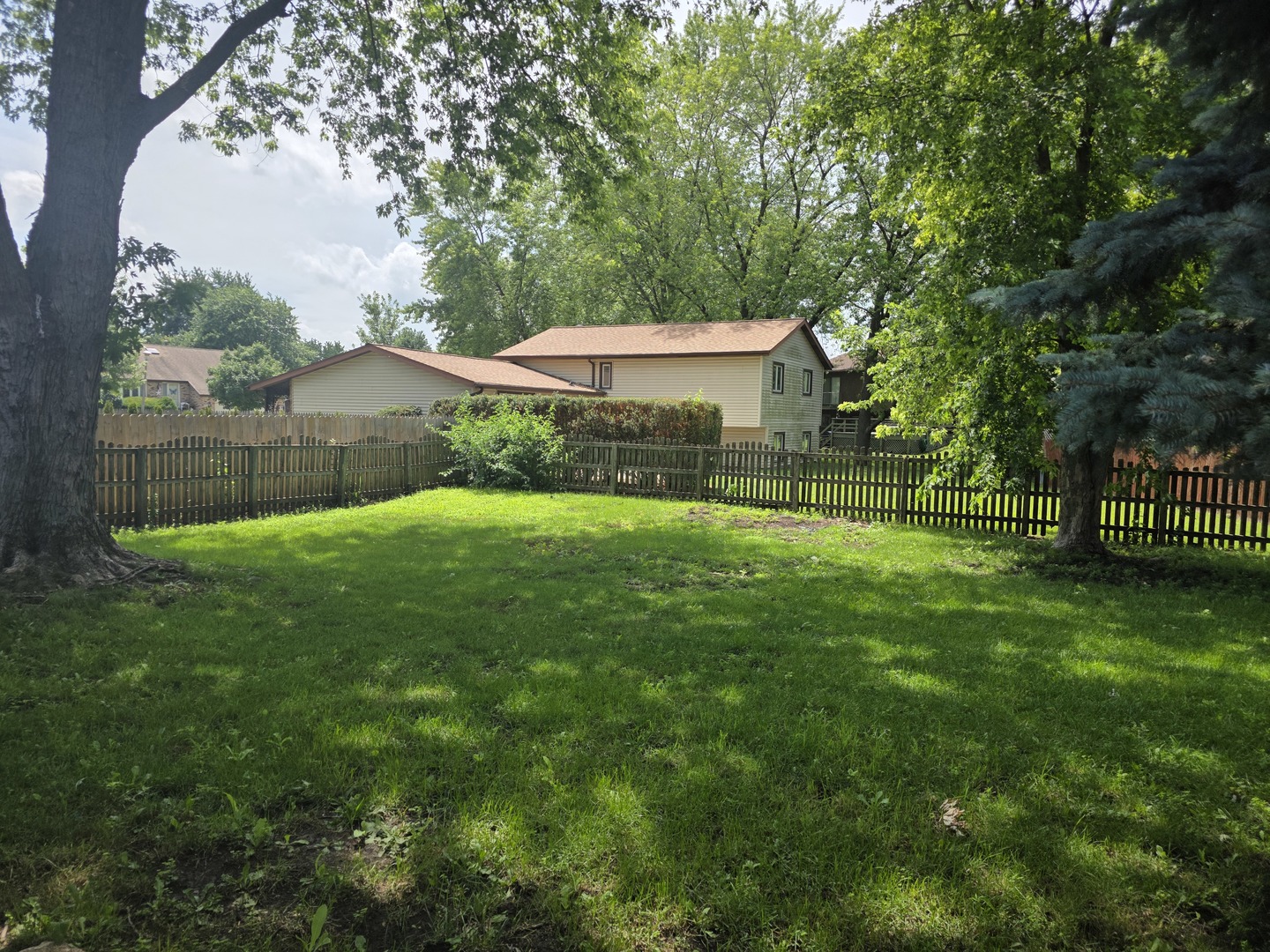 13716 S AMHERST Court, Plainfield, IL 60544