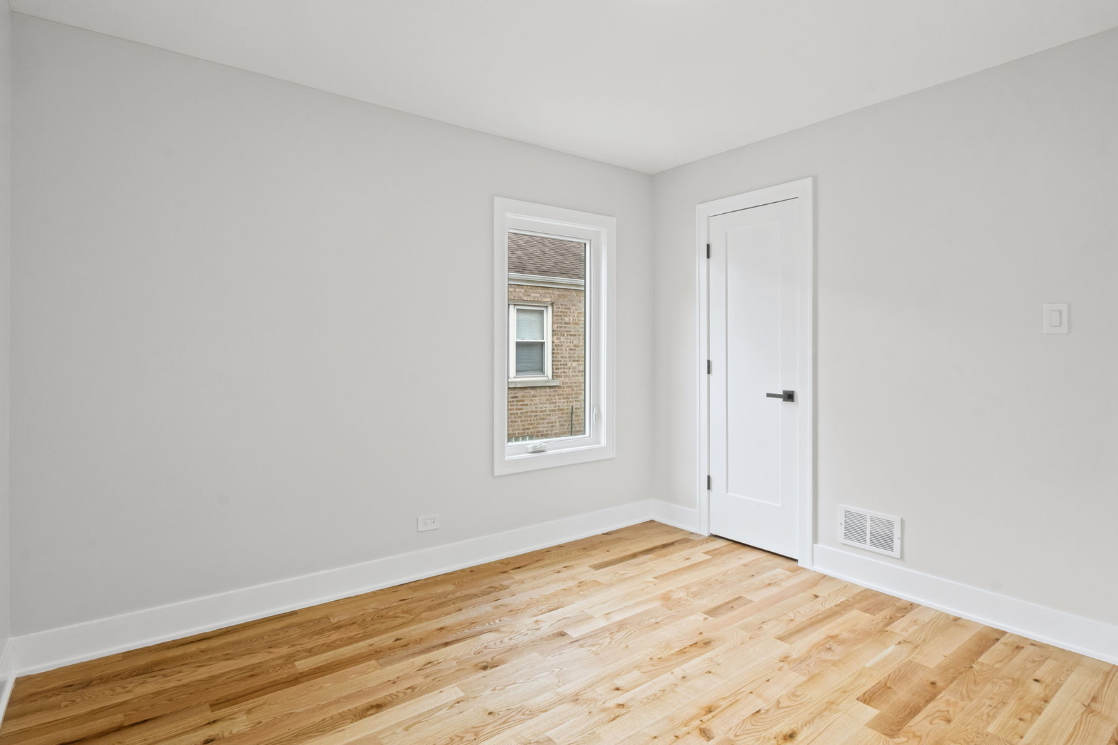 10009 S Spaulding Avenue, Evergreen Park, IL 60805