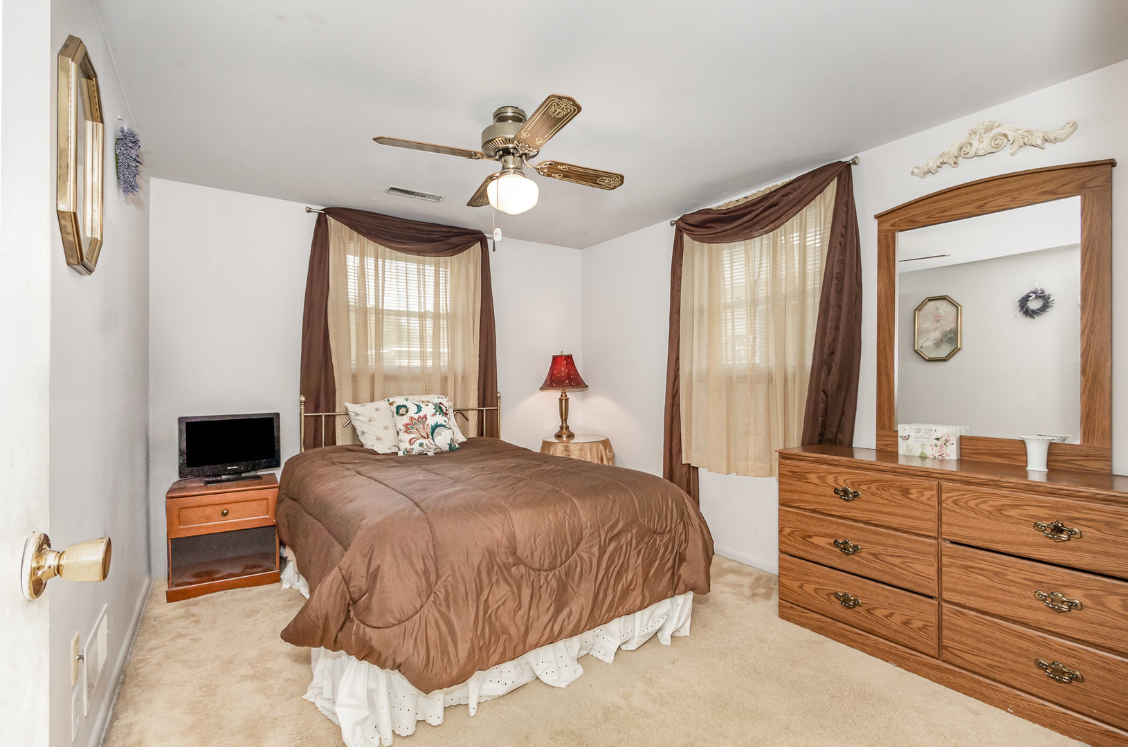 456 W Stanton Lane, Crete, IL 60417