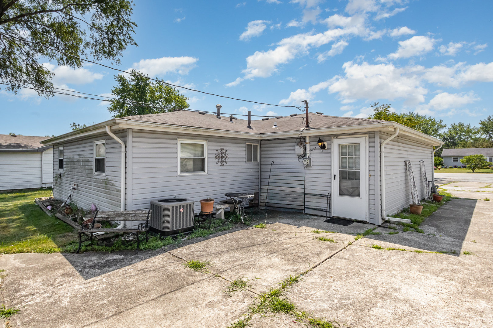 456 W Stanton Lane, Crete, IL 60417
