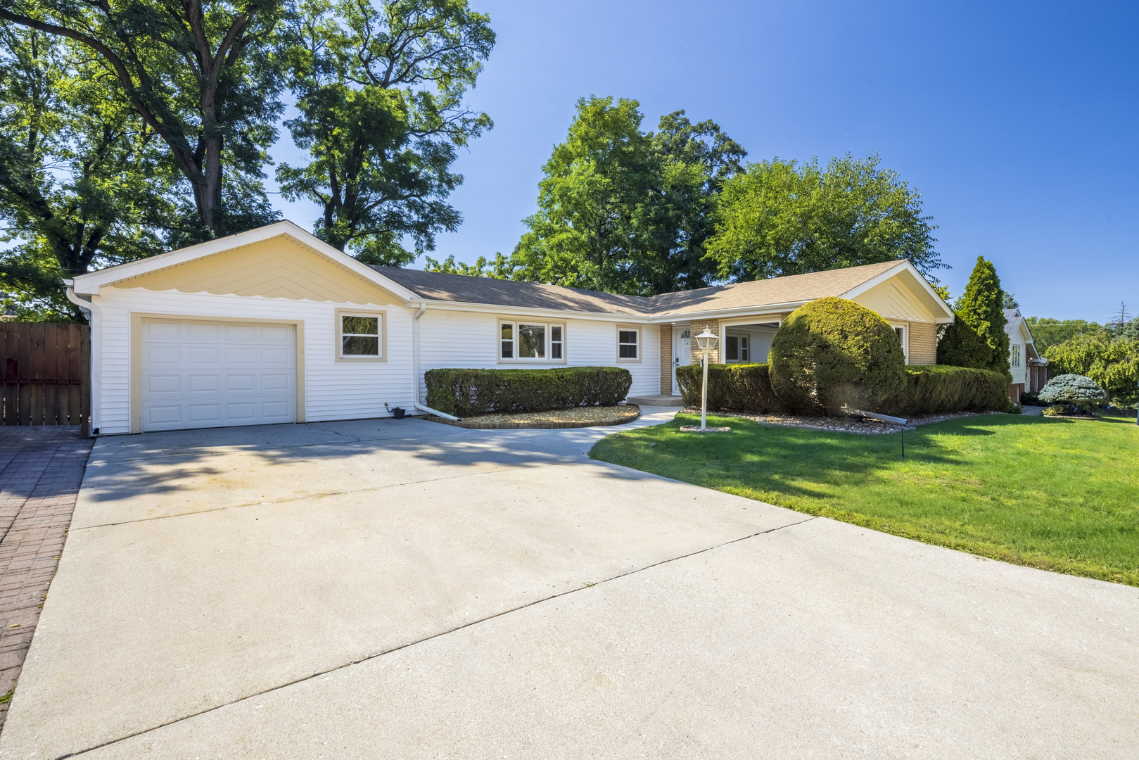 16100 Cicero Avenue, Oak Forest, IL 60452