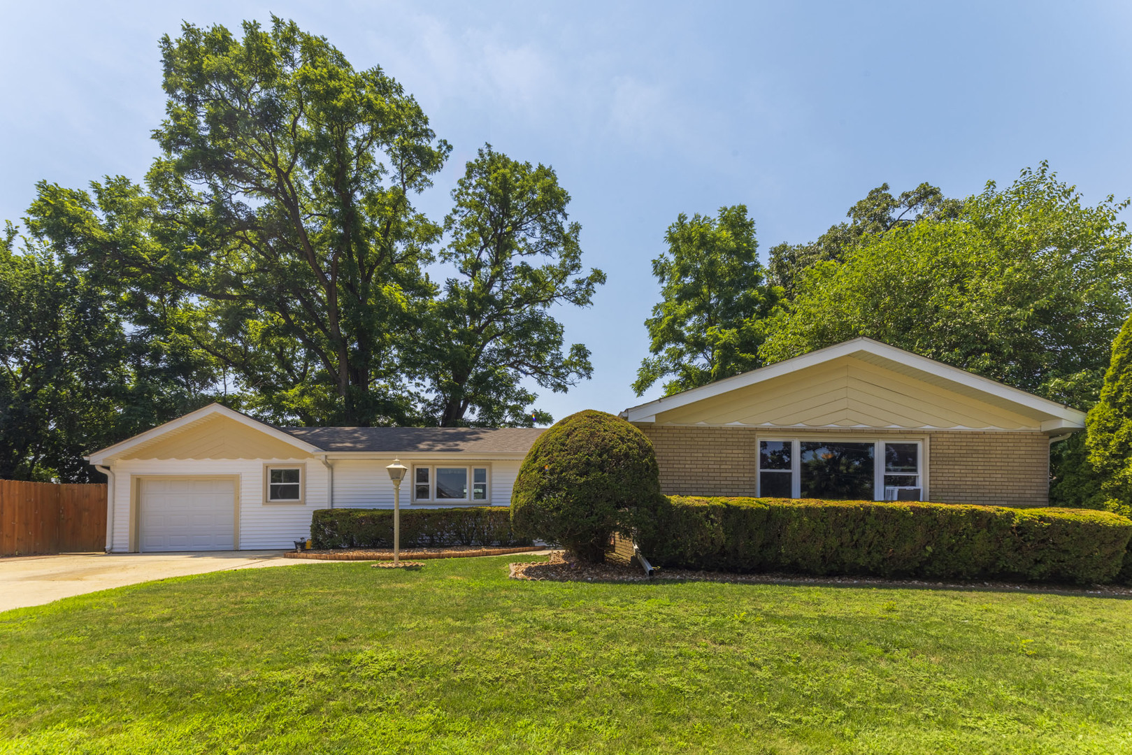 16100 Cicero Avenue, Oak Forest, IL 60452