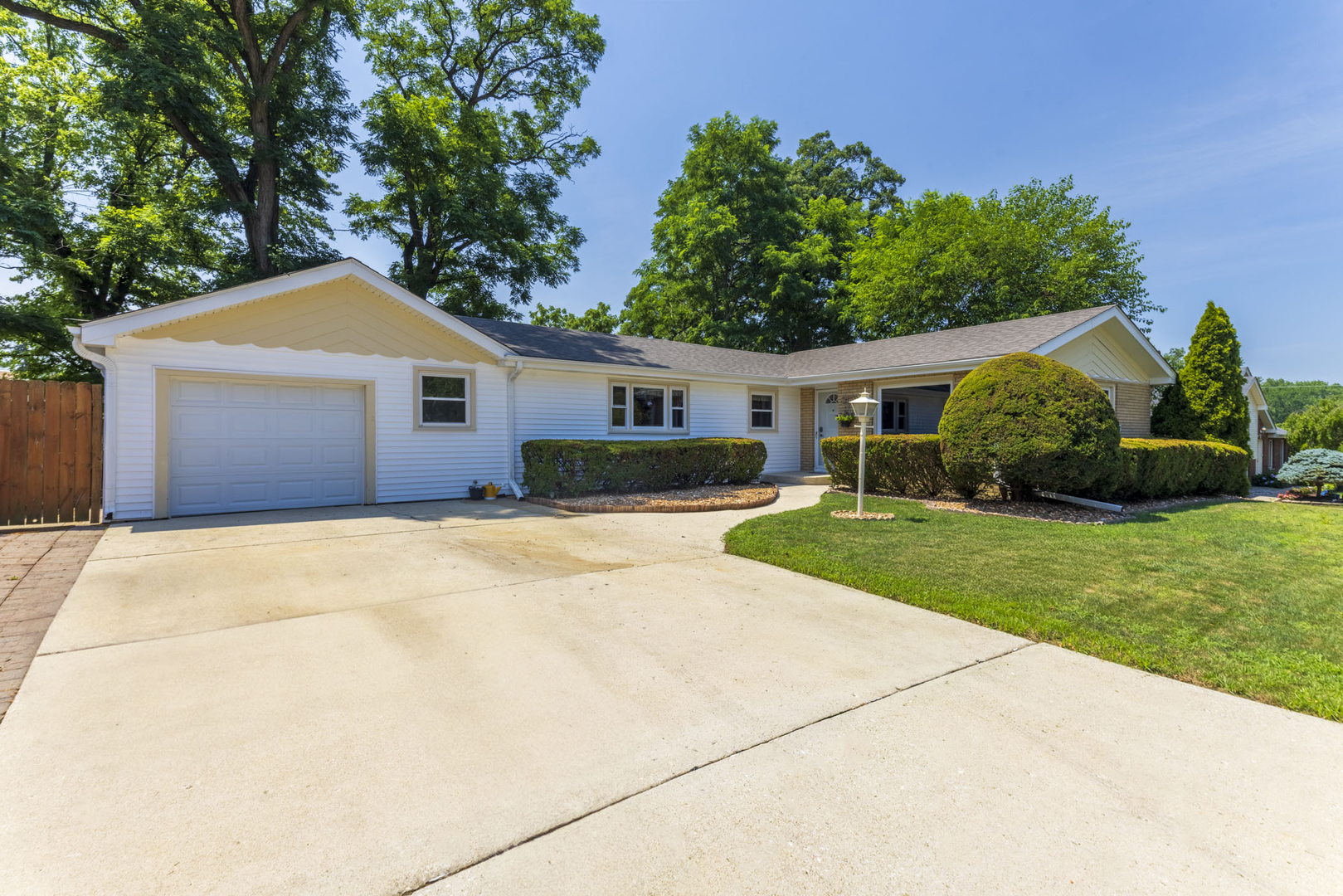 16100 Cicero Avenue, Oak Forest, IL 60452