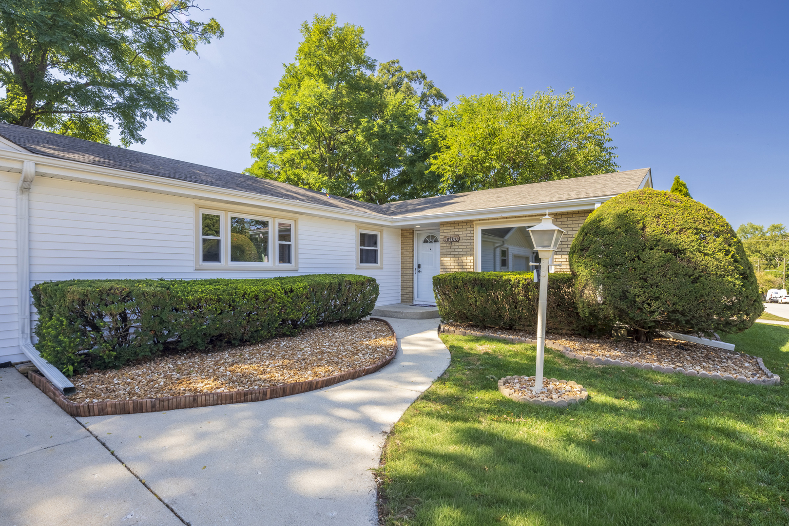 16100 Cicero Avenue, Oak Forest, IL 60452