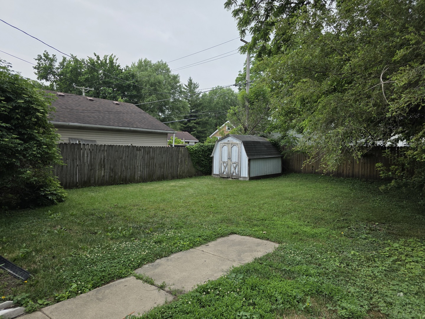 516 N Lancaster Avenue, Aurora, IL 60506
