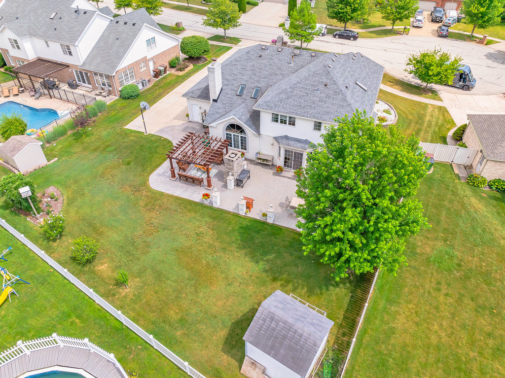 8924 Woodbine Court, Tinley Park, IL 60487