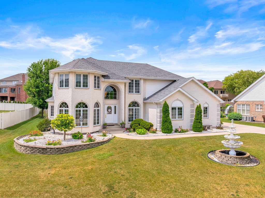 8924 Woodbine Court, Tinley Park, IL 60487