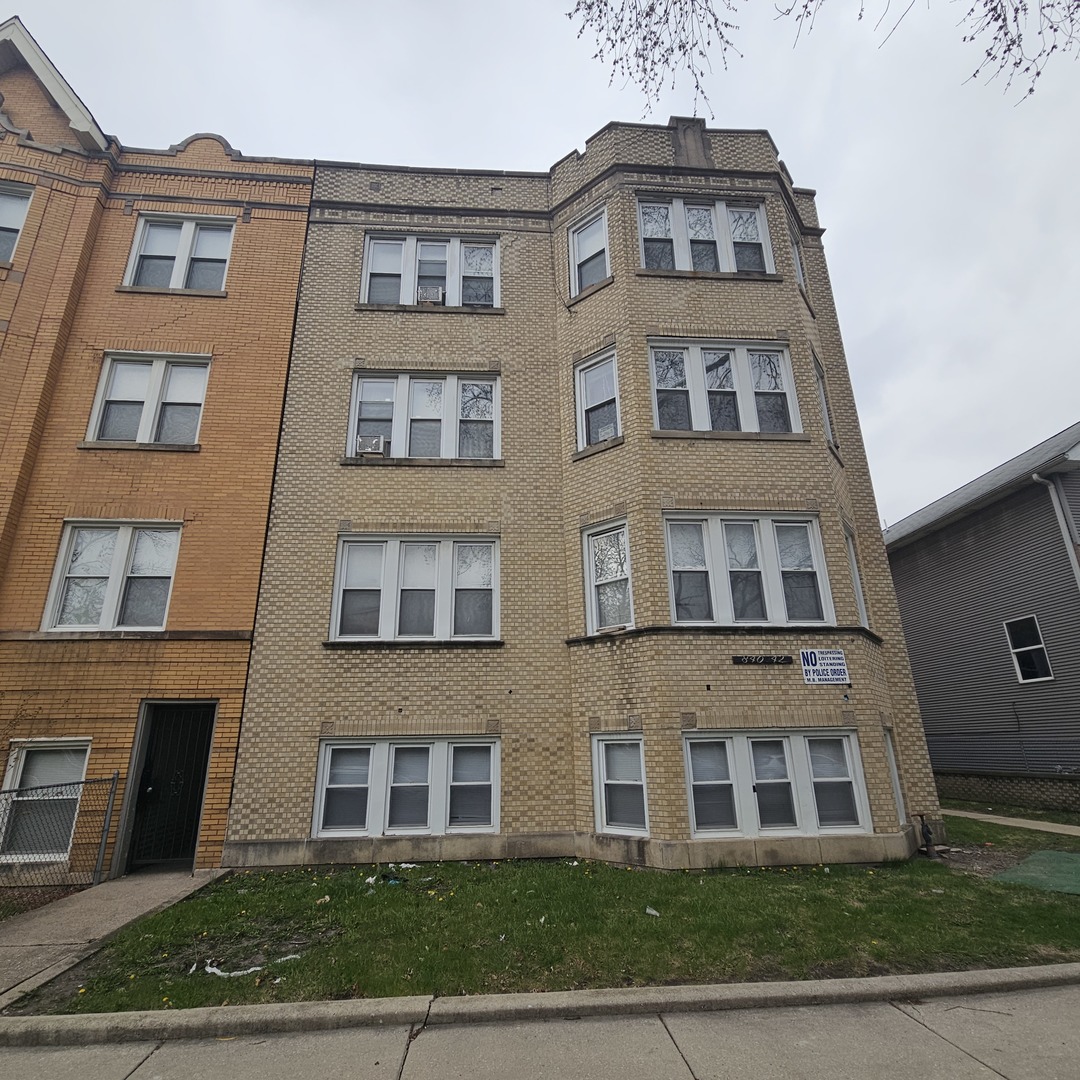 840 N Massasoit Street, Chicago, IL 60651