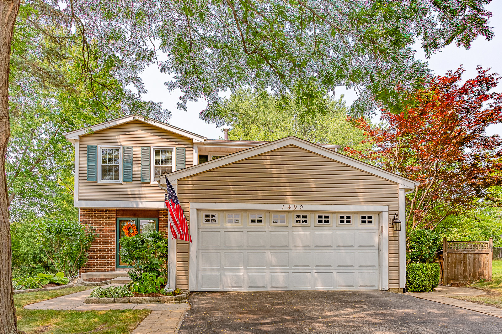 1490 Paisley Court, Hoffman Estates, IL 60010