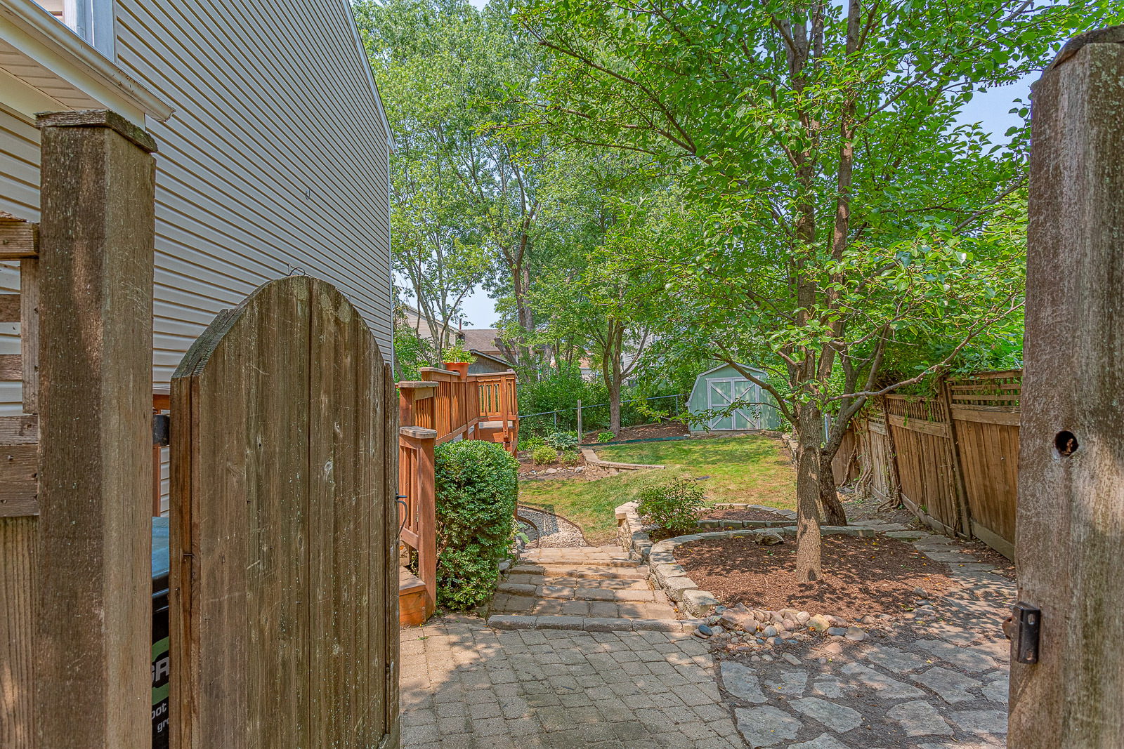 1490 Paisley Court, Hoffman Estates, IL 60010