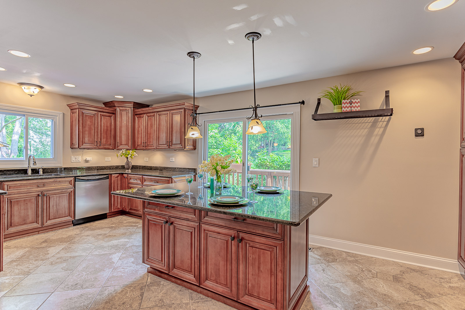 1490 Paisley Court, Hoffman Estates, IL 60010