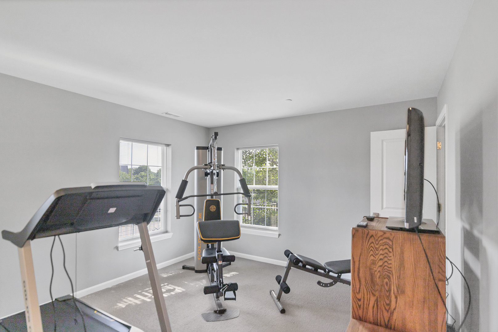 7 Bethel Lane, Schaumburg, IL 60194