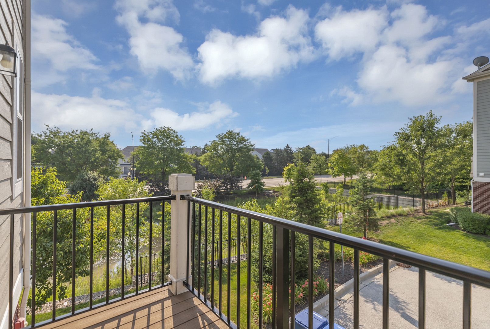 7 Bethel Lane, Schaumburg, IL 60194