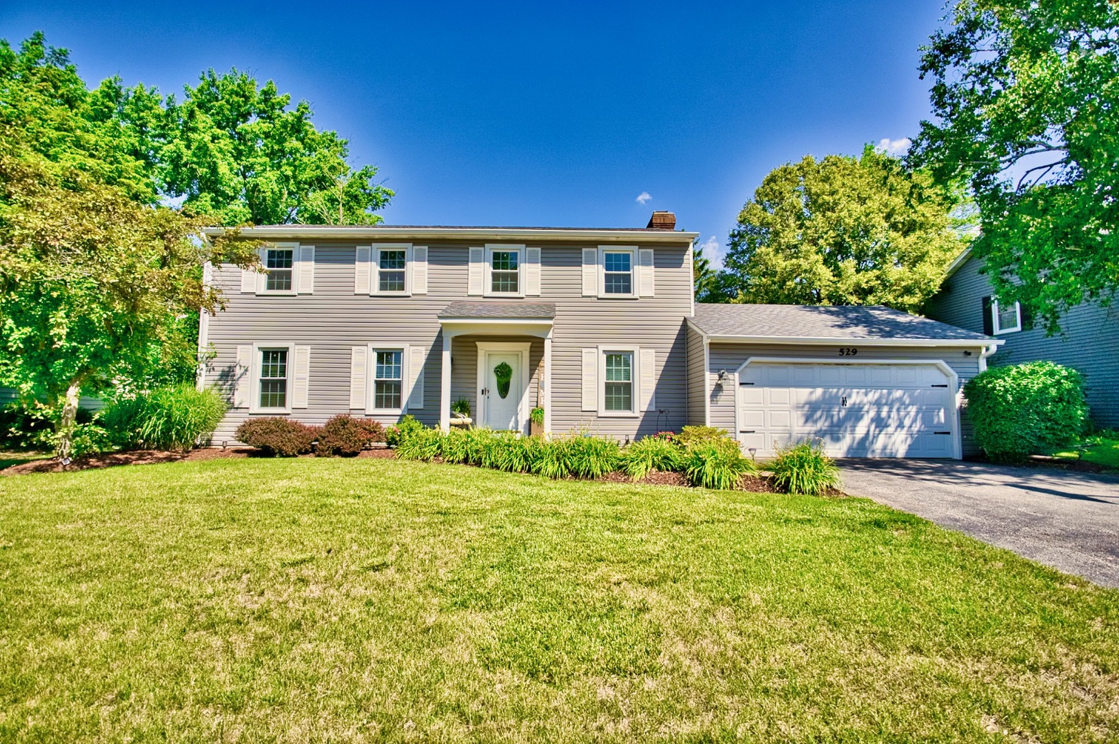 529 Warwick Drive, Naperville, IL 60565
