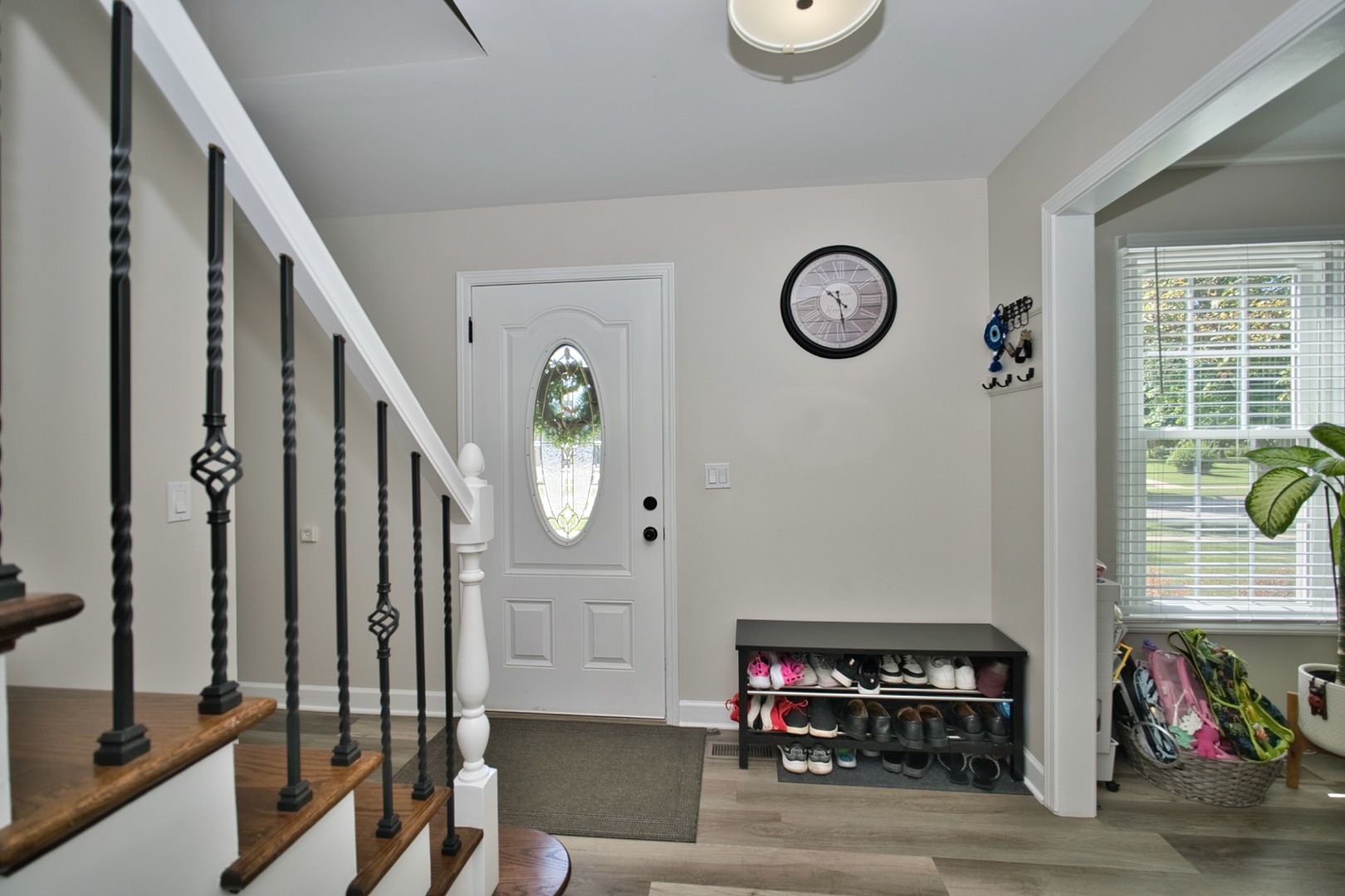 529 Warwick Drive, Naperville, IL 60565