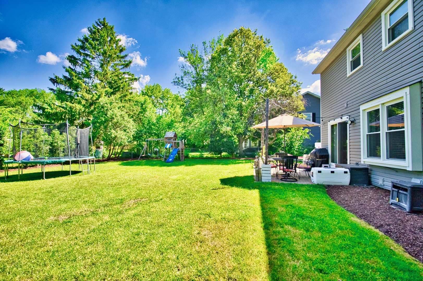 529 Warwick Drive, Naperville, IL 60565
