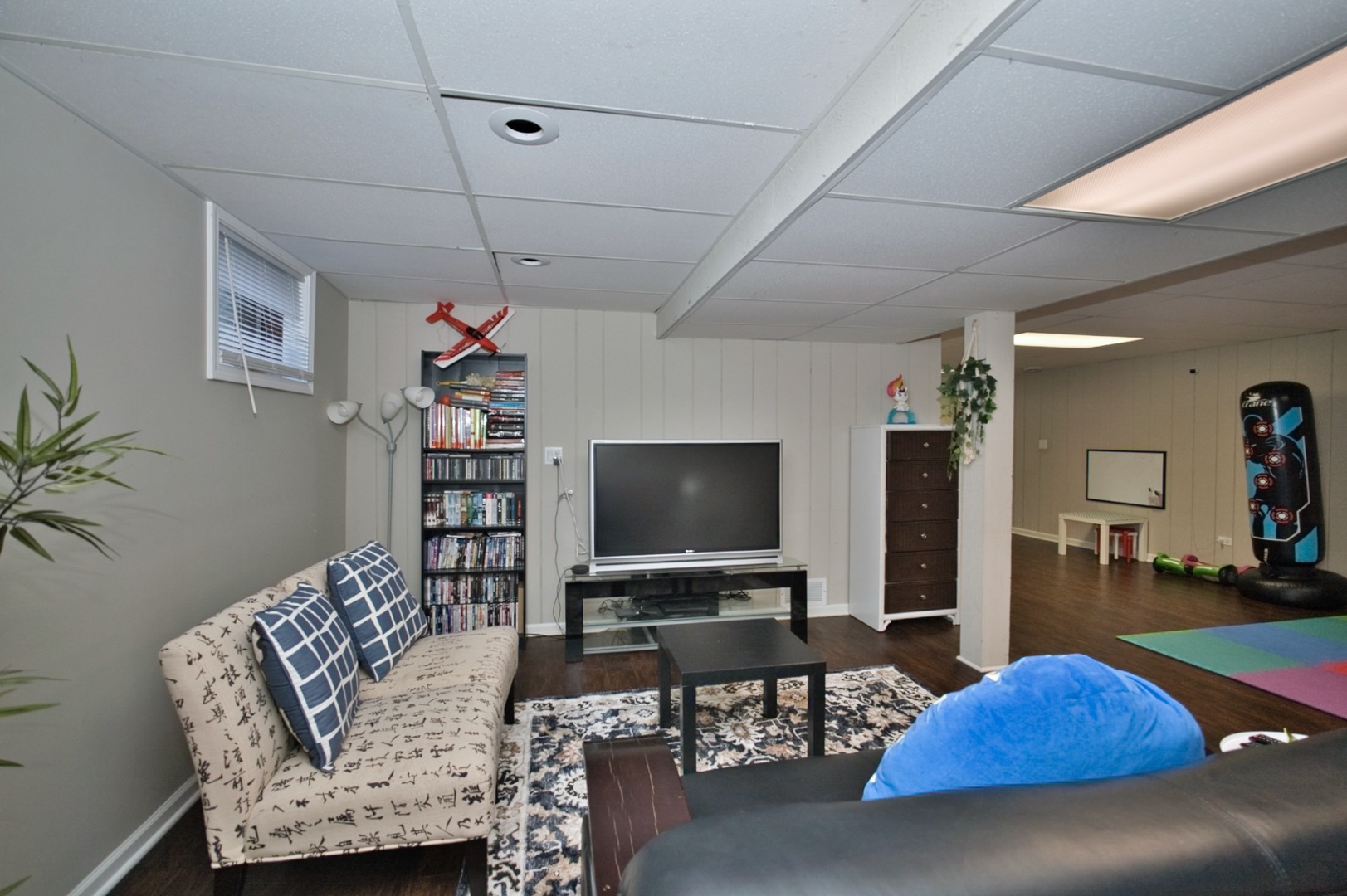 529 Warwick Drive, Naperville, IL 60565