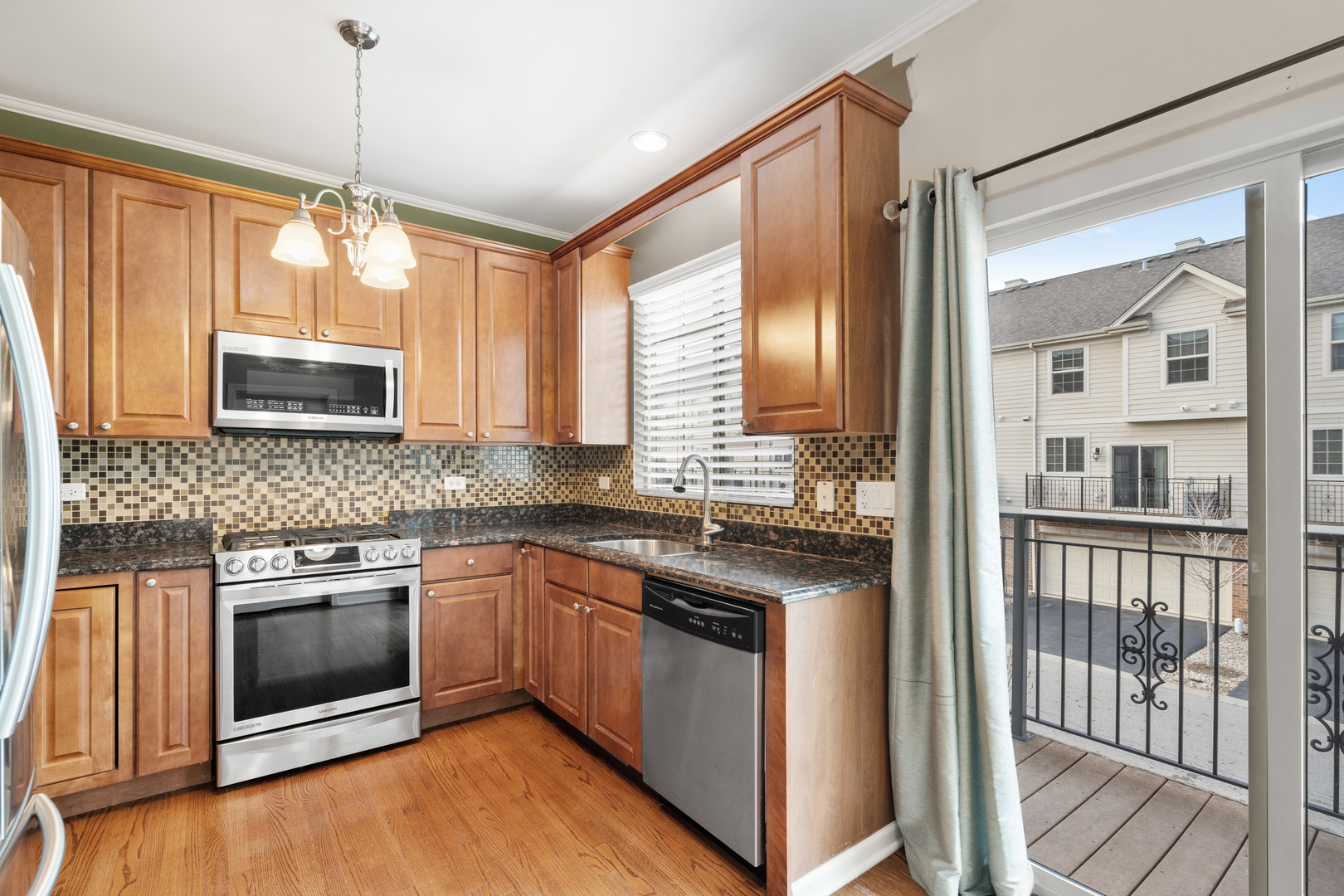 1509 Lakeridge Court #35, Mundelein, IL 60060