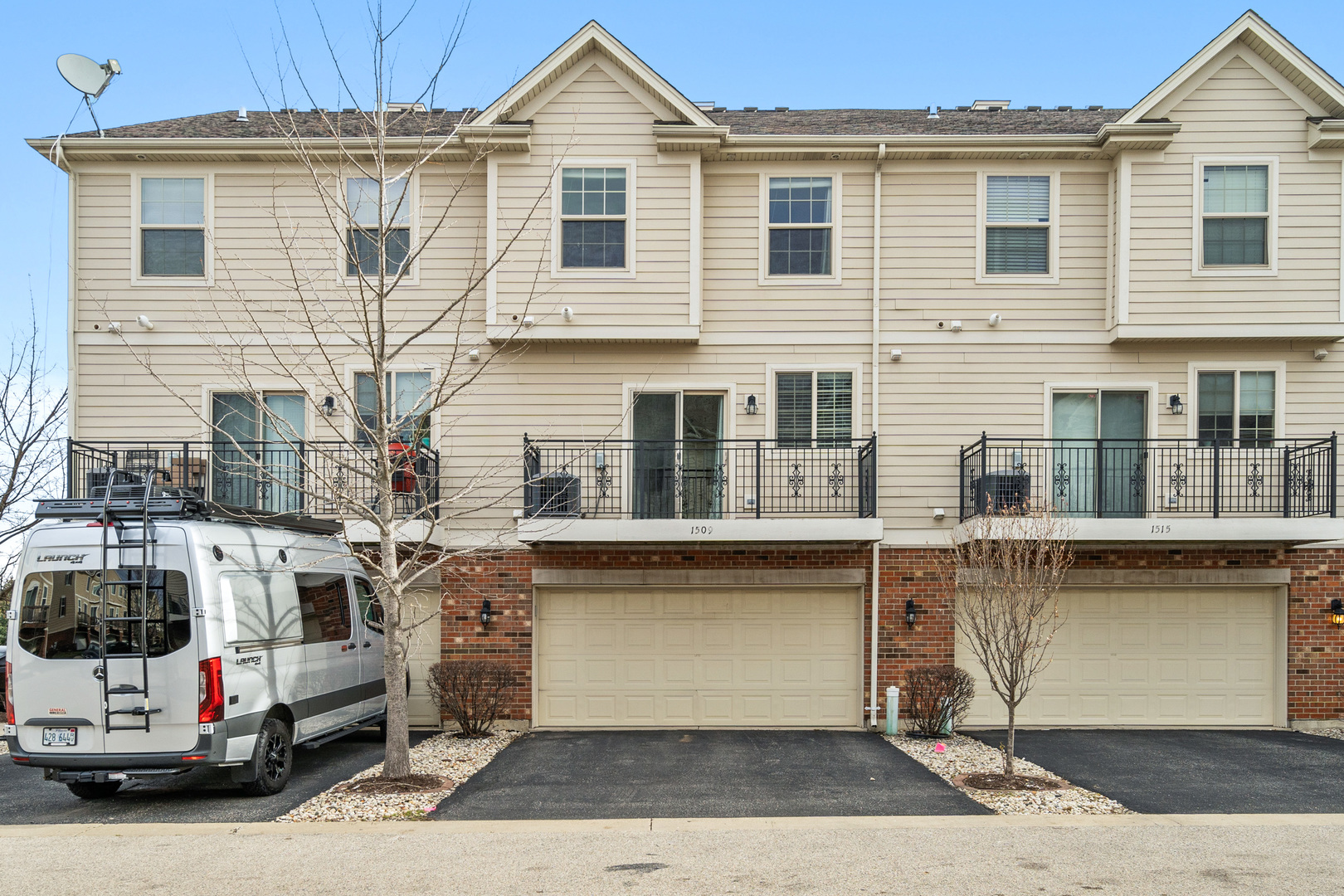 1509 Lakeridge Court #35, Mundelein, IL 60060