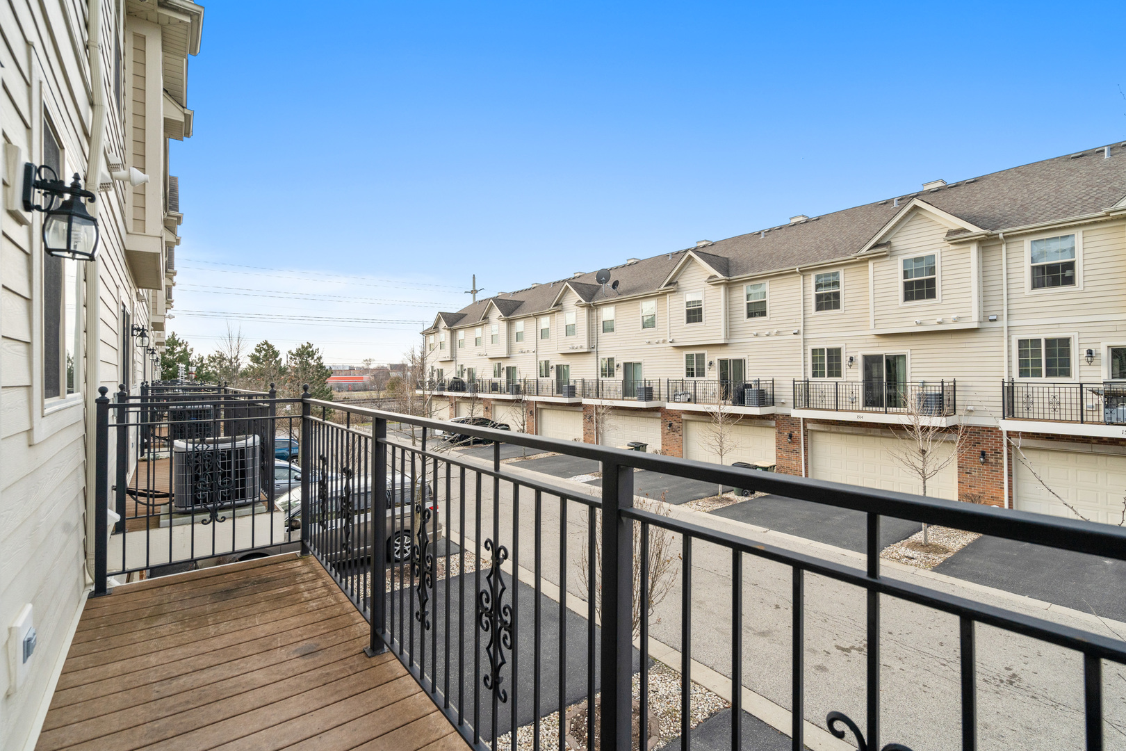 1509 Lakeridge Court #35, Mundelein, IL 60060