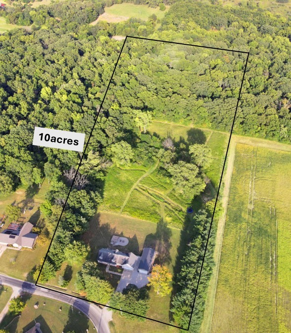 4454 N Prairie View Road, Oakley, IL 62501