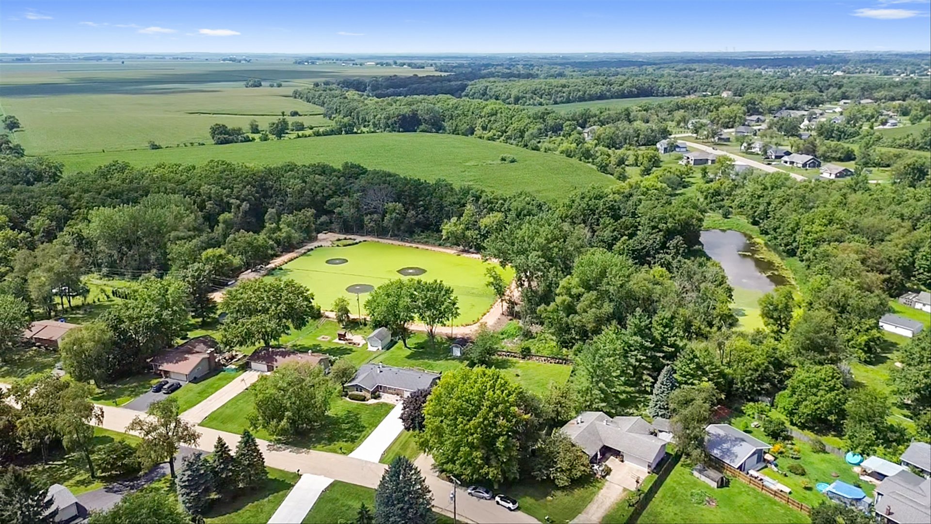 6846 S James Drive, Rochelle, IL 61068