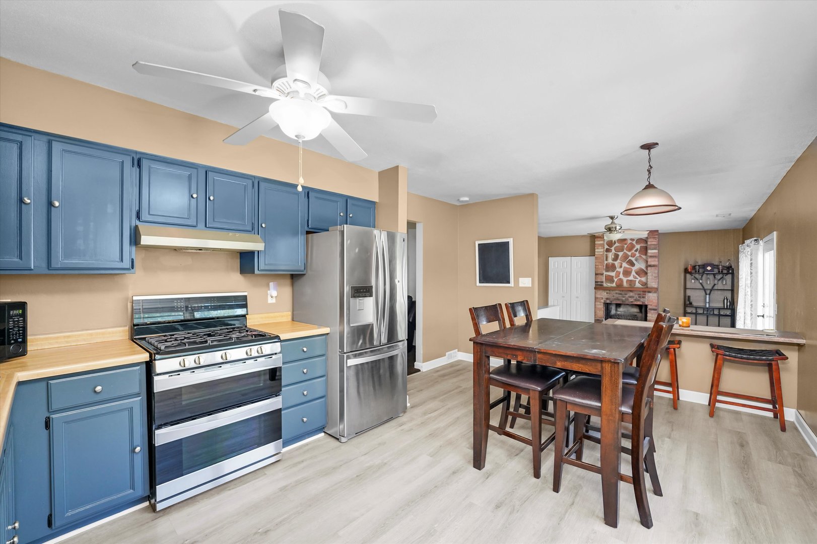 6846 S James Drive, Rochelle, IL 61068