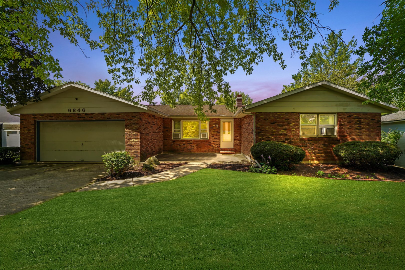 6846 S James Drive, Rochelle, IL 61068