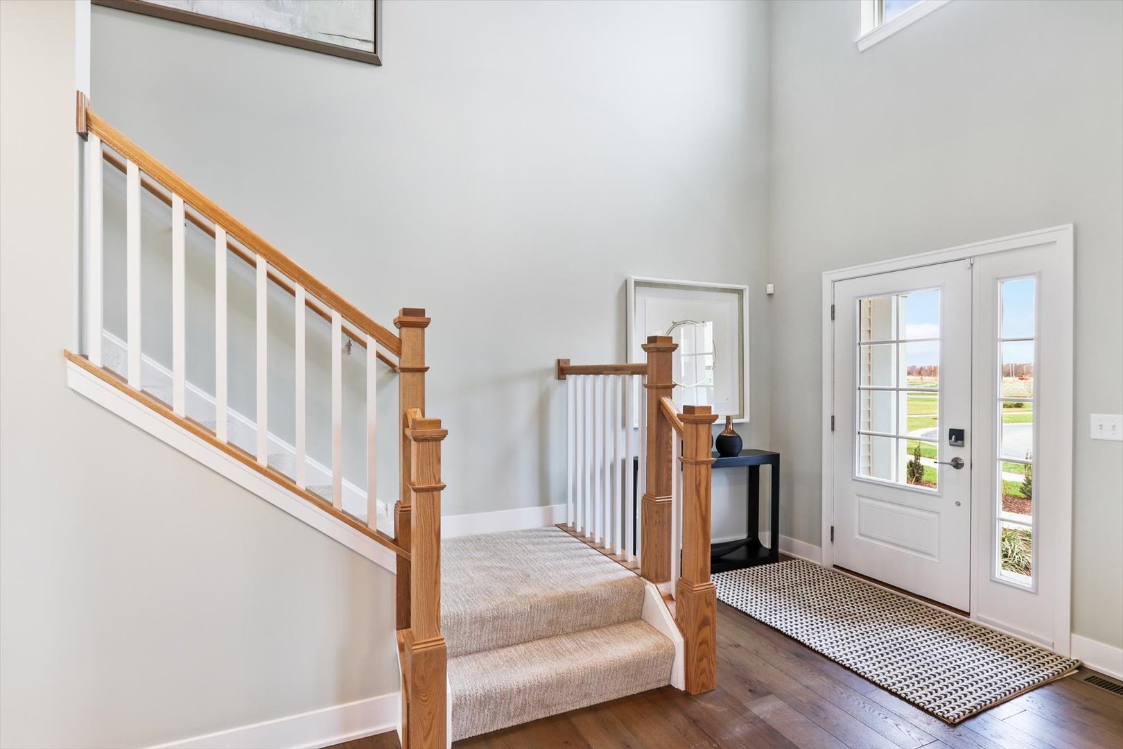 163 Piper Glen Avenue, Oswego, IL 60543