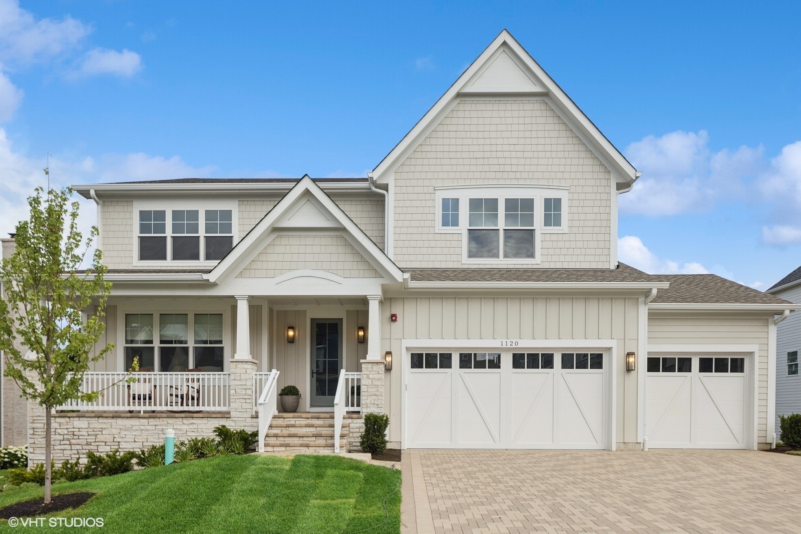 1120 Pin Oak Drive, Western Springs, IL 60558
