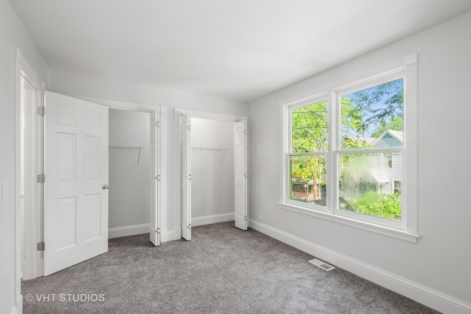 4721 S Woodlawn Avenue #E, Chicago, IL 60615