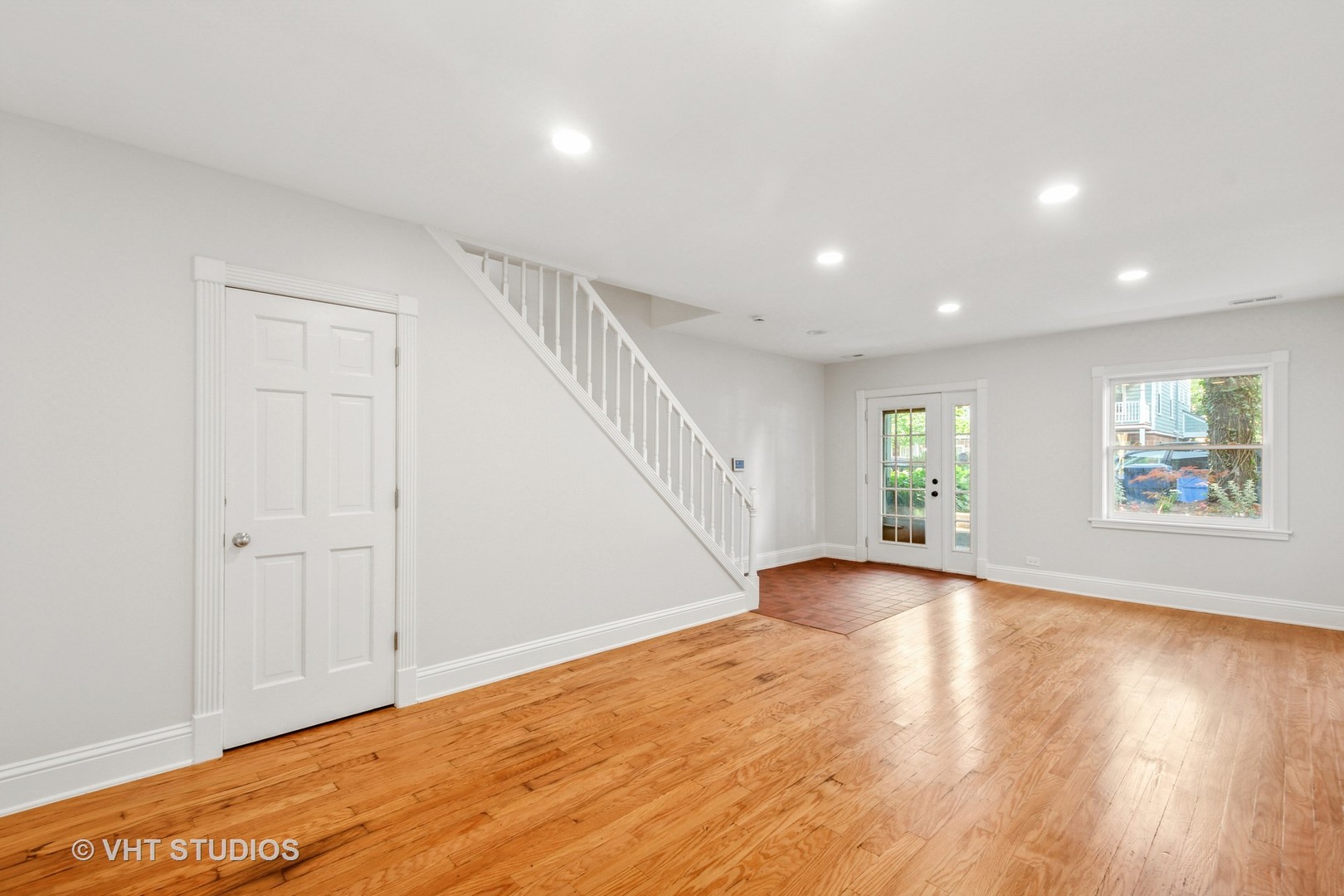 4721 S Woodlawn Avenue #E, Chicago, IL 60615