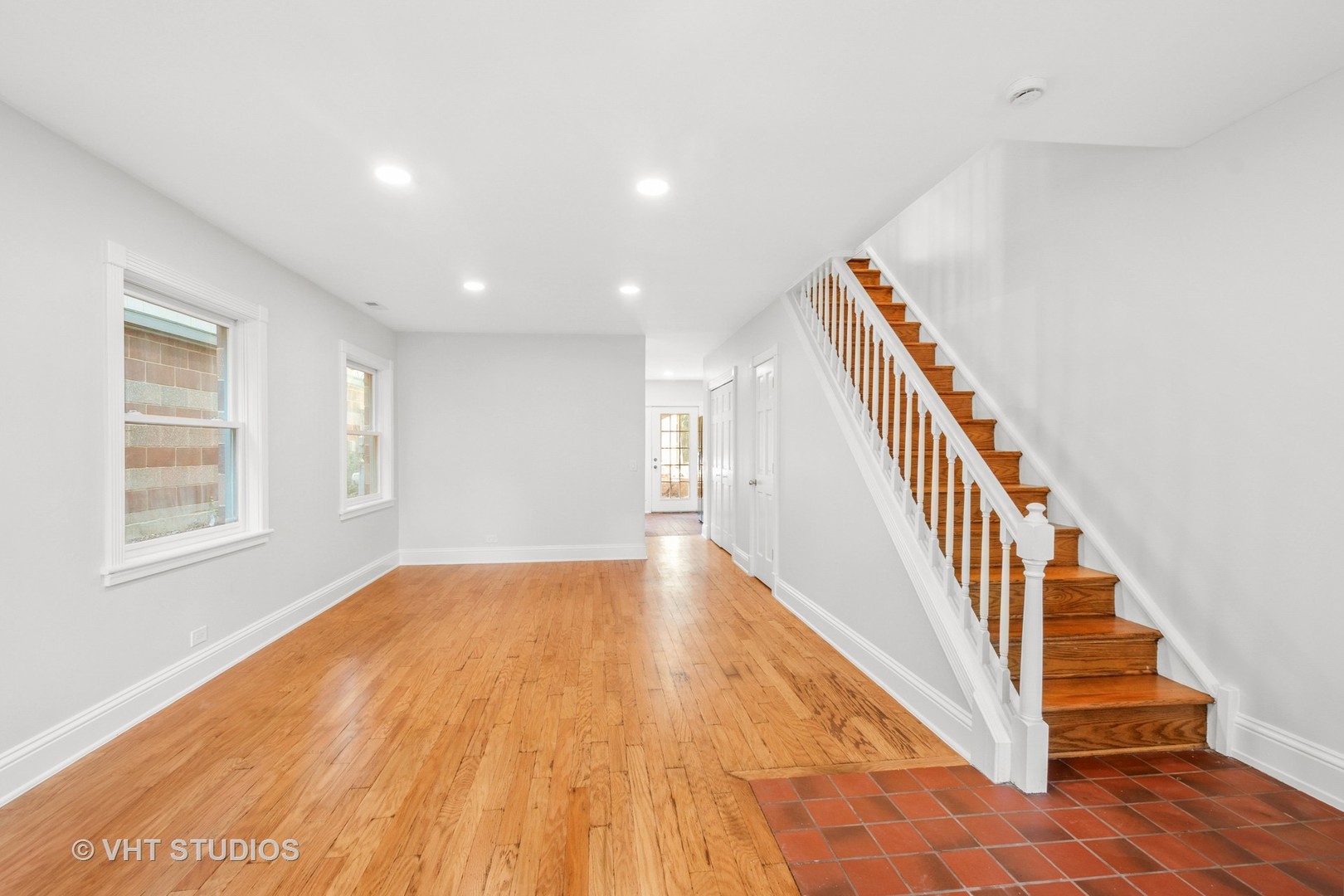 4721 S Woodlawn Avenue #E, Chicago, IL 60615