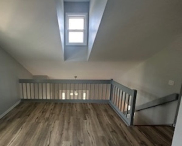 1300 Queensgreen Circle, Naperville, IL 60563