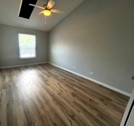 1300 Queensgreen Circle, Naperville, IL 60563