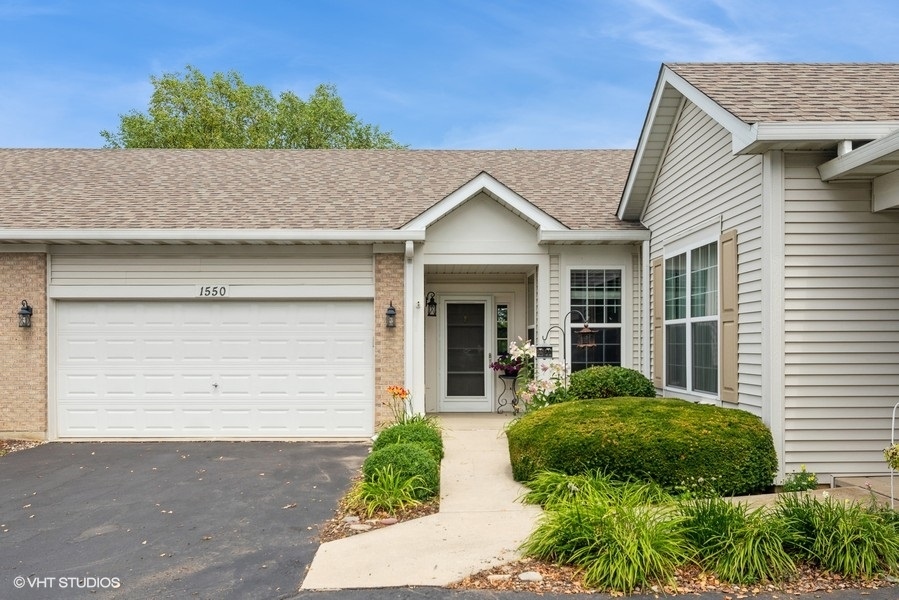 1550 W Ludington Circle, Romeoville, IL 60446