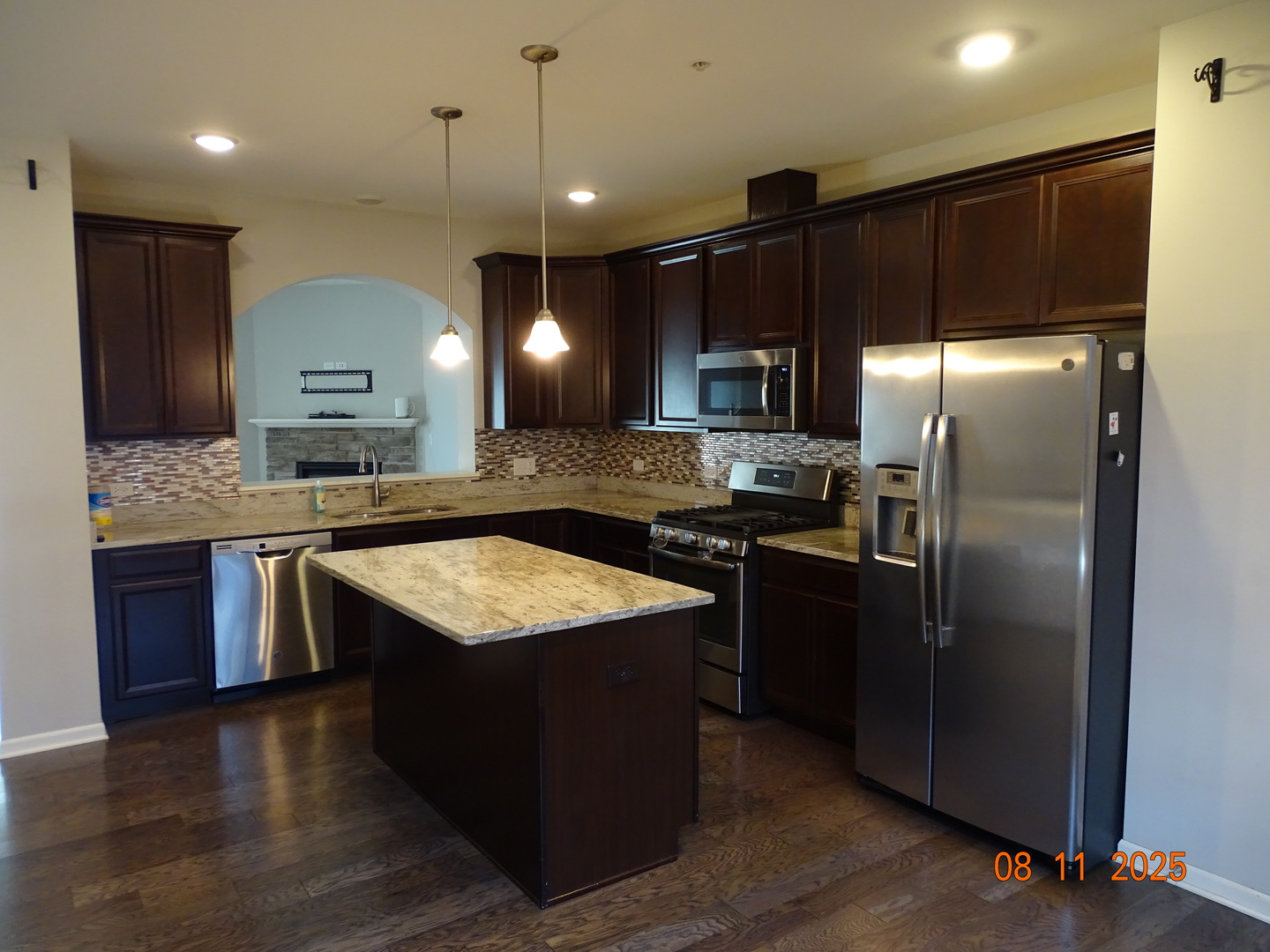 1108 Evergreen Avenue, Des Plaines, IL 60016
