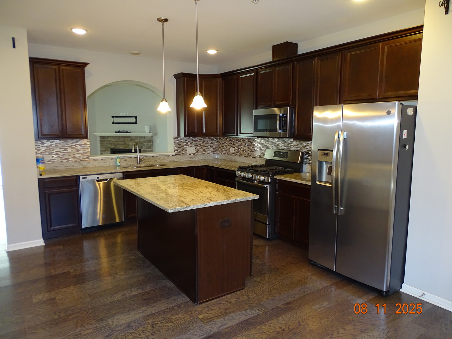 1108 Evergreen Avenue, Des Plaines, IL 60016