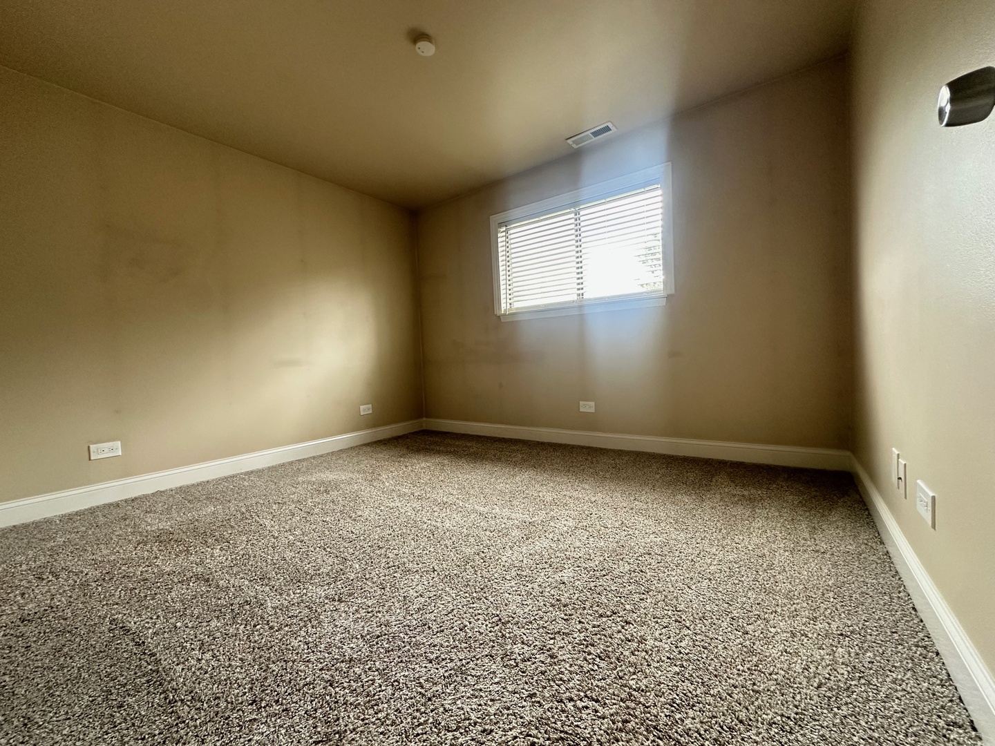 2226 Abbeywood Drive #B, Lisle, IL 60532