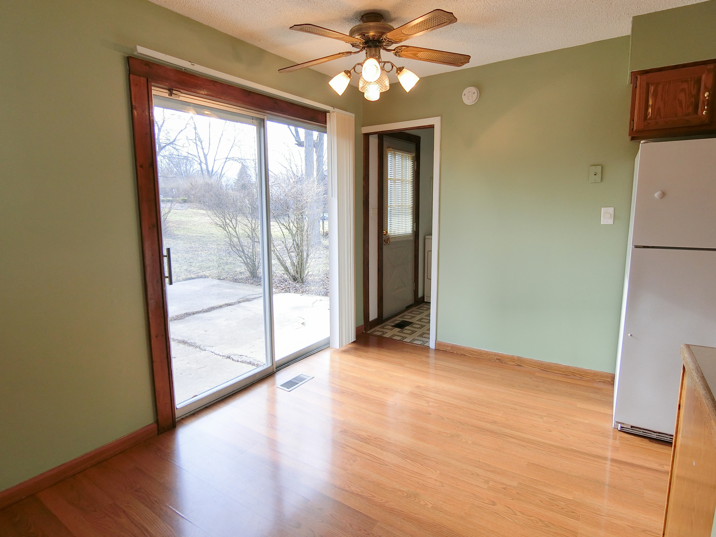 517 Hingham Lane, Schaumburg, IL 60193