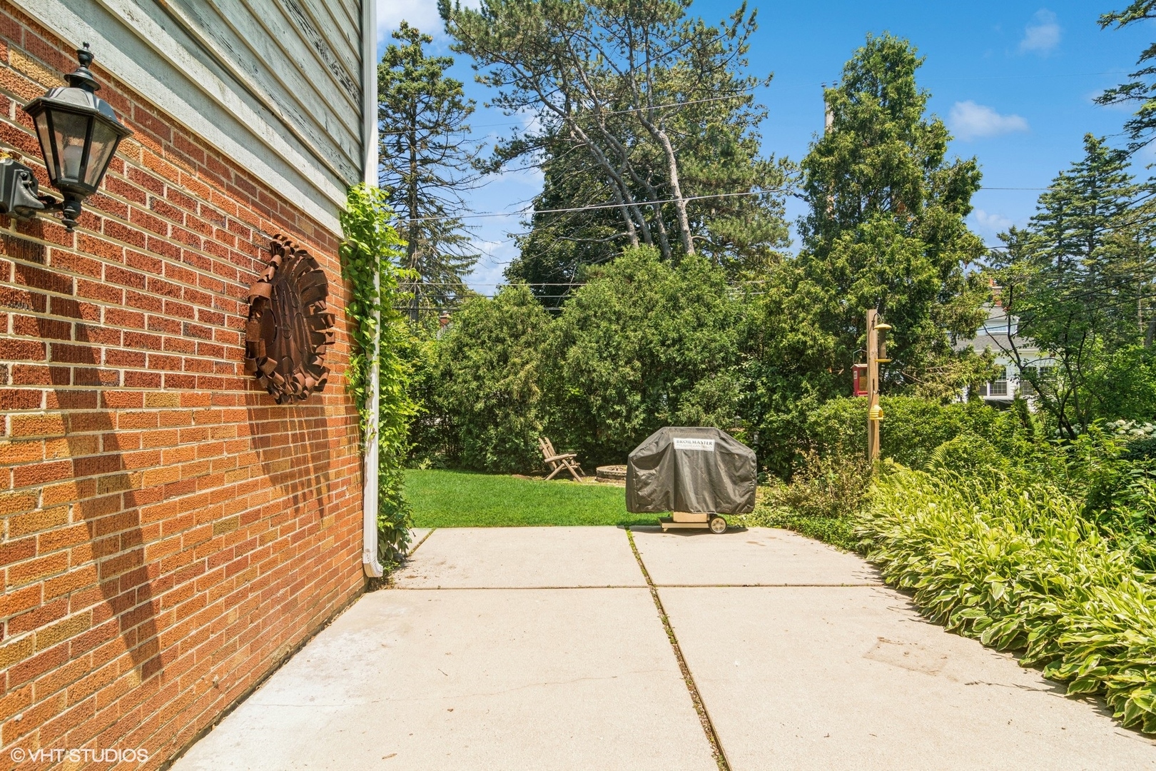 401 S Carlyle Place, Arlington Heights, IL 60004