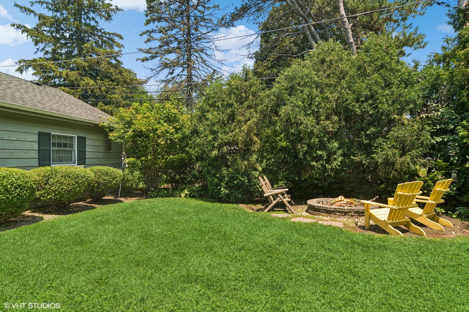 401 S Carlyle Place, Arlington Heights, IL 60004